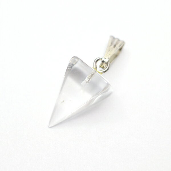 クォーツ水晶約9x9x14mmペン...