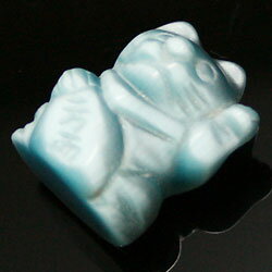 キャッツアイ 【合成石パーツ】 招き猫 約18x14x24mm 《1個》