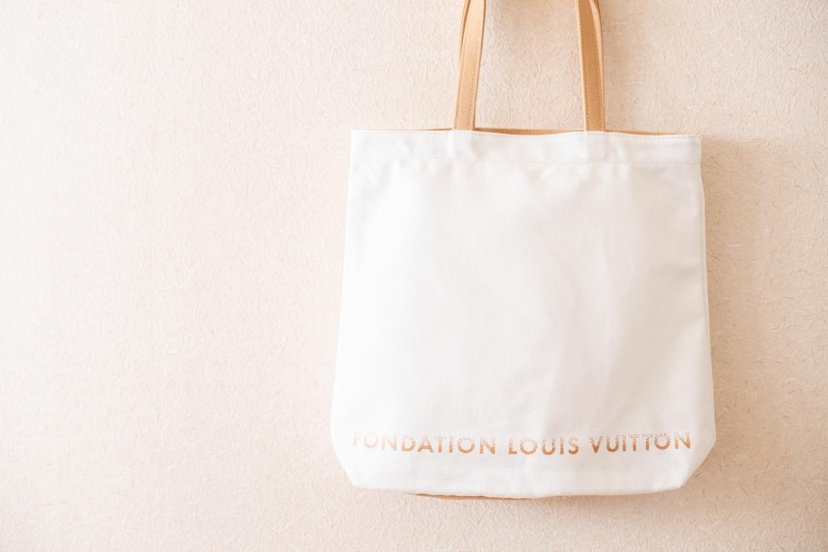 フォンダシオン ルイ・ヴィトン FONDATION LOUIS VUITTON / FLV美術館 限定 トートバッグ #White Grey Canvas Tote Bag【新品・正規品】 ブランド ルイヴィトン トートバッグ トート ヴィトン バッグ ブランドバッグ レディース メンズ ルイヴィトン美術館