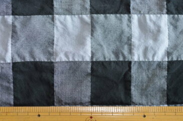 【SALE 半額】【クーポン 利用可】【中国製】ポリエステル/コットン シャーリングブロックチェックポリエステル コットン ポリウレタングレー/ホワイト【 生地 布 織物 手芸 手作り DIY インテリア 春/夏 ブラウス スカート ワンピース マスク 】