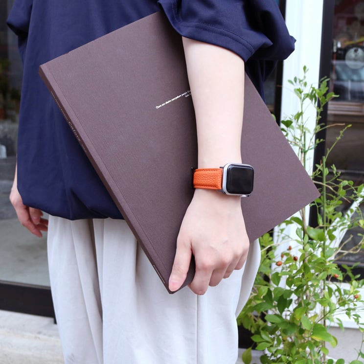 【12時までのご注文で当日出荷】 テキスタリアン アップルウォッチ バンド アロルド 牛革 フラット ブラック ピン バックル apple watch ベルト 38mm 40mm 41mm 42mm 44mm 45mm SE 9 8 7 6 5 4 3 2