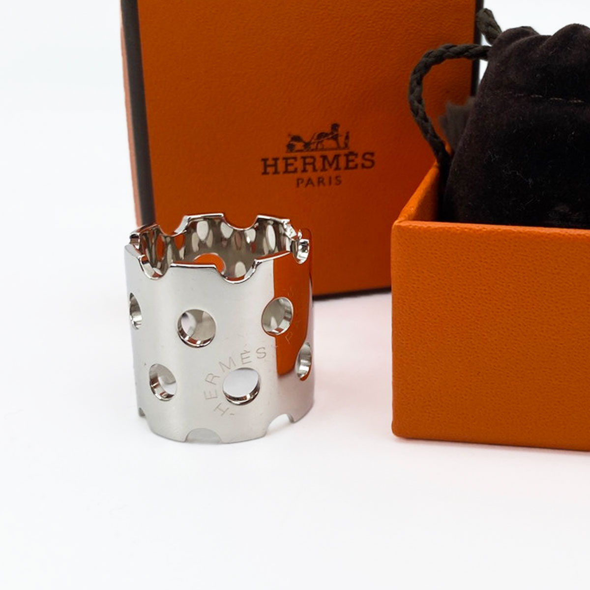 HERMES エルメス スカーフリング メタル シルバー パンチング スカーフ留め 管理番号：9337