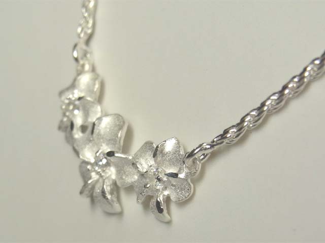 �ץ��ꥢ �ͥå��쥹 �� Puamelia