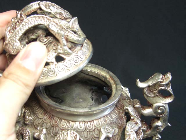 風水 九龍香炉　(銅製)【風水グッズ・開運グッズ・幸運の置物】