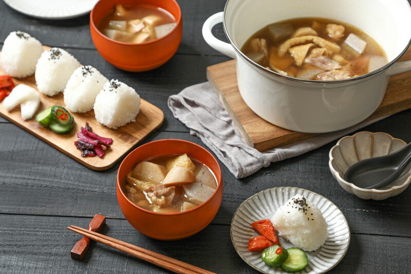 大洲 いもたきセット (混ぜご飯の素入り)(玉井民友商店) | いもたき いも炊き 玉井 鍋のサムネイル