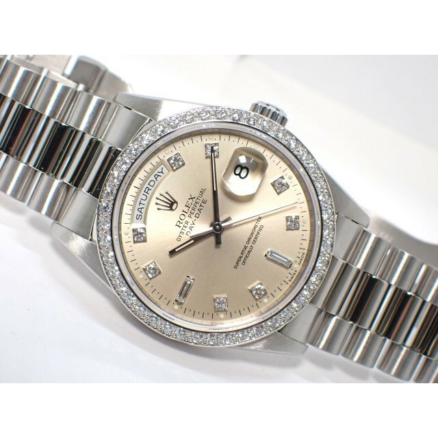 【中古】ロレックス（ROLEX） デイデイト ベゼルダイヤ シルバー8P+2バゲットダイヤ プラチナ