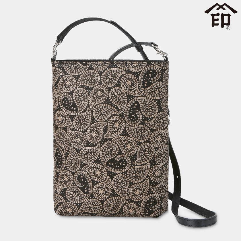 Rakuten - 【ショルダーバッグ】NO.46 花ペイズリー (黒地×白漆) | 甲州印伝 | 印傳屋