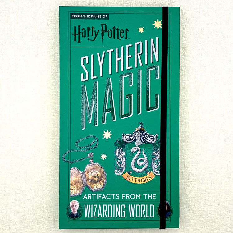 【豪華グッズ付き！ スリザリン 洋書 アウトレットブック】Harry Potter SLYTHERI ...