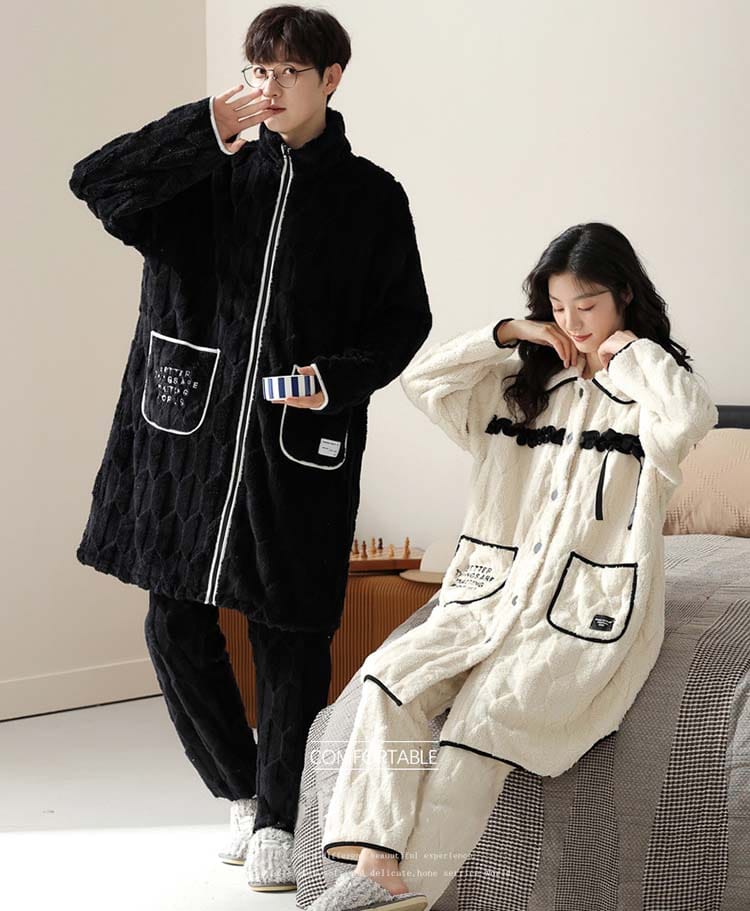 カップル ペア パジャマ ロング丈 可愛い ペアルック パジャマ 韓国風 フランネル 冬 ふわふわ 上下セット 長袖 寝巻き チャック 春秋冬 日常 プレゼント ルームウェア 部屋着 ペア メンズ レディース 裏起毛付き 暖かい きれいめ ラブラブ ナイトガウン M-3XL