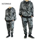 ビクトリアス VICTORIOUSメンズ セットアップBIG PAISLEY FLORAL VELVET SET UPビッグペイズリー フローラル ベルベットセットアップ トップス パンツBLACK(ブラック)上下セット バンダナ 花柄 パーカー スウェットストリート オーバーサイズ バ