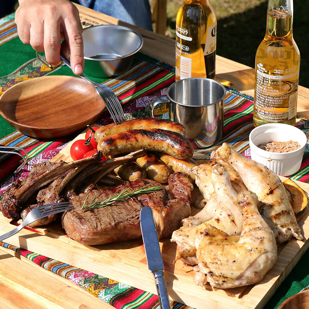 (送料無料)子供も大人も楽しい！ファミリーBBQセット 4人前 1.9kg！アメリカンBBQ 骨付きチキンレッグ ラムチョップ 自家製ソーセージ ビーフステーキ SET051