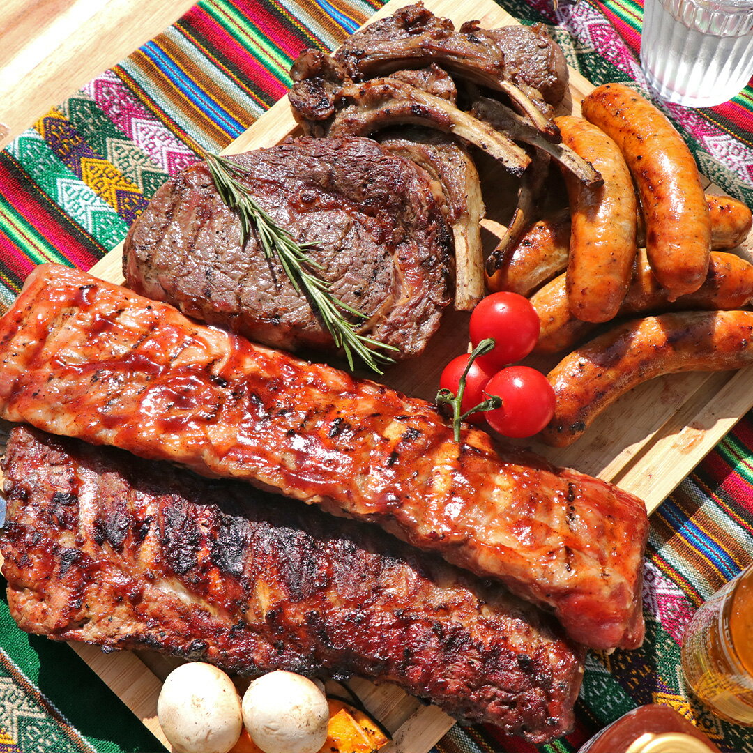 (送料無料) わいわい盛り上がる！フレンズBBQセット 5人前 2.7kg BBQ 食材 バーベキュー肉 焼肉 送料無料 バックリブ ステーキ ブロック肉 ソーセージ ラムチョップ ソース入- SET052 2