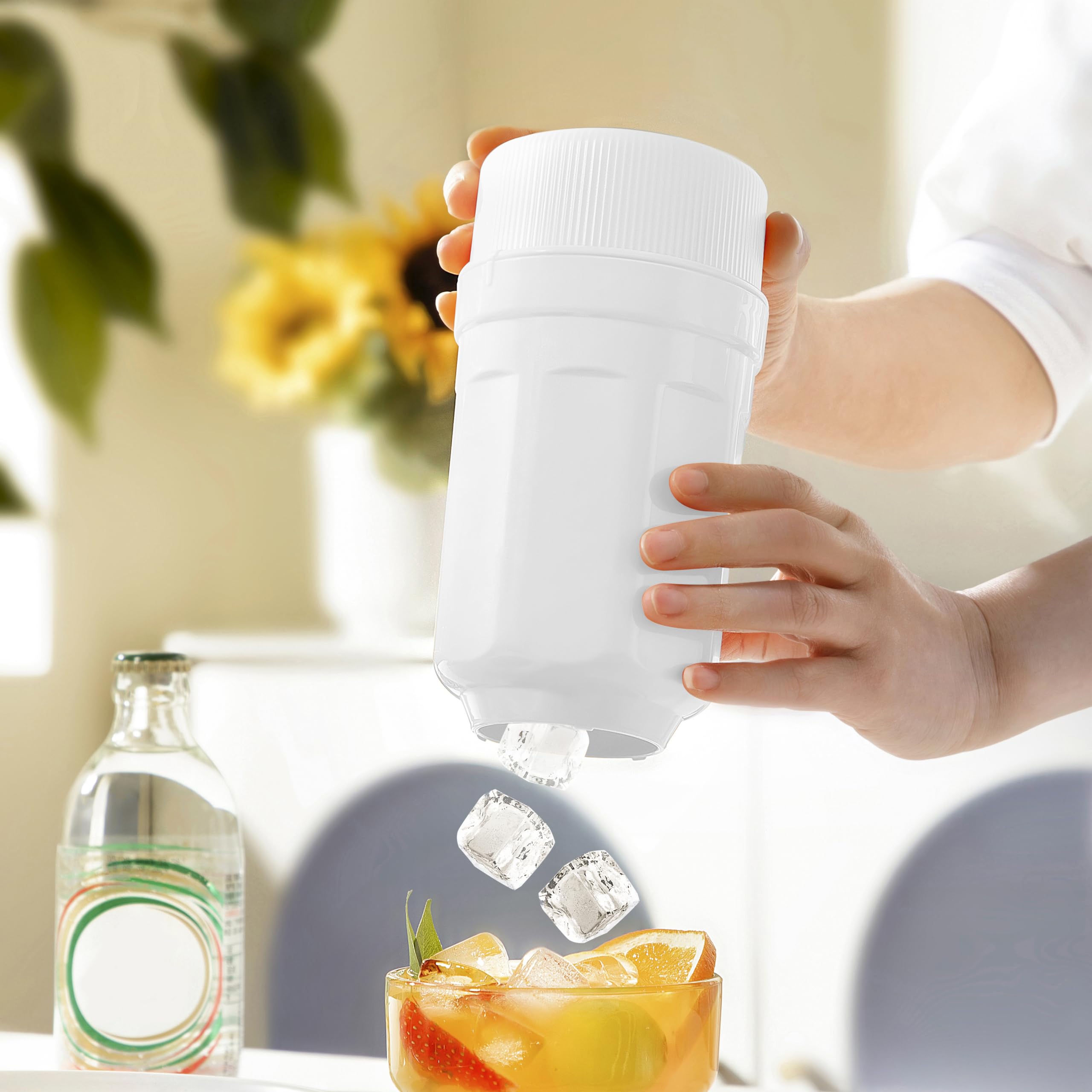 丸型回転製氷皿、シェル付き、3つのアイスボックス、シリコンアイスグリッド、シンプルな氷製の氷、氷から回転する、氷のグリッド、シリコン製氷器 氷を作る容器 製氷皿 大量【白い】