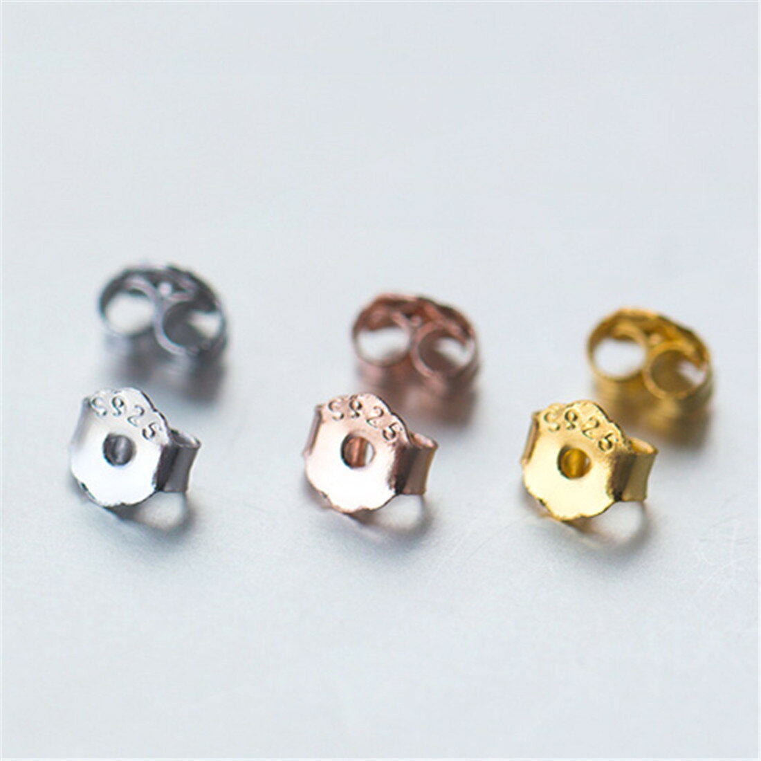 安カワアクセサリーMuse本店のピアス キャッチ パーツ 1ペア シルバー925 金属アレルギー s925 落ちない つけっぱなし 予備用 ピアスキャッチ シルバー ピアス キャッチ セット 止め具 金 ゴールド シルバー ピンクゴールド ダブルロックキャッチ プチプラ プレゼント 取れない｜アングル3