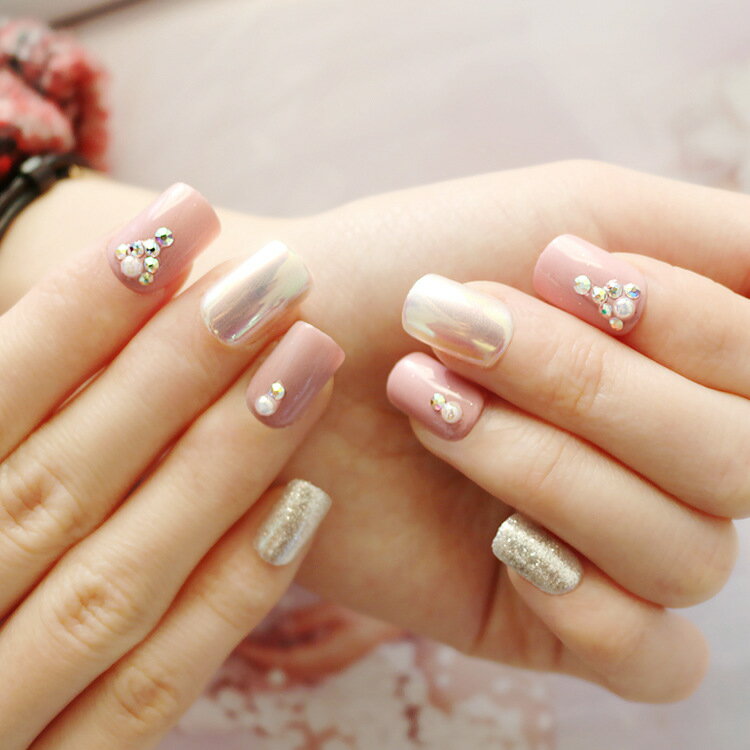 送料無料　デザインネイルチップ つけ爪 お得な24枚SET セット　ネイルアート デコネイル 成人式　結婚式　披露宴　ネイルチップ　ネイルパーツ j-1019-f03