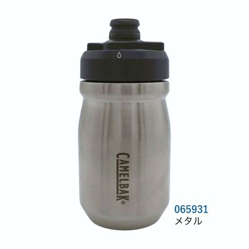 すべてのボトルを過去にする。真空断熱二重構造のステンレス製ボトル。 ●ソフトボトルでは実現し得なかった圧倒的な保冷性能を誇る高機能ボトル ●真空断熱二重構造で極めて高い保冷力を実現 ●ボトルを傾けるだけでサイクリストにとって絶妙な流量で飲水が可能 ●飲み口はパーツ点数が少なく簡単に分解が可能 ●ロックレバーをオンにすると完全に漏れを防止 ●すべてのパーツが食器洗い機に対応 ※火傷の恐れがあるため高温の飲み物には使用不可（キャップを対応品に交換する場合は可） ※ボトル本体およびキャップパーツはすべて食洗機対応 ※本体表面に傷が付く恐れあるため研磨剤入り洗剤の使用不可 ※酸性またはアルカリ性の飲み物にも使用可能（使用後の洗浄は必須） サイズ：158×75×75mm 参考重量：224g 保冷時間：14時間（内容物の温度や外気温によって変動する可能性あり） ※予告なくパッケージのデザインが変更になる場合があります。予めご了承ください。※画像はイメージです。実際の商品とは異なる場合があります。