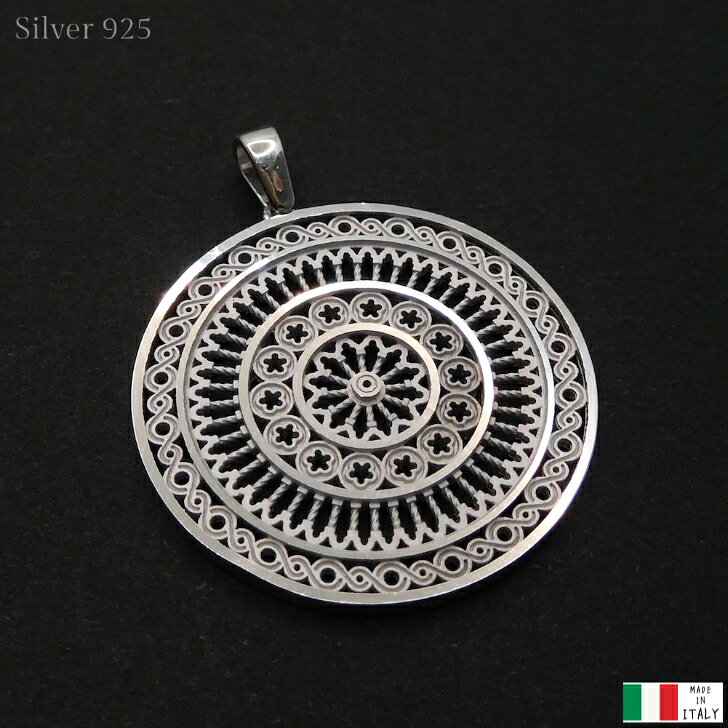 イタリアのアッシジから直輸入した大聖堂の薔薇窓のシルバー925製ペンダントヘッドです