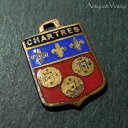 【非聖品】シャルトル 紋章 チャーム エナメル 【海外直輸入中古品】 百合の紋章 フルールドリス フランス