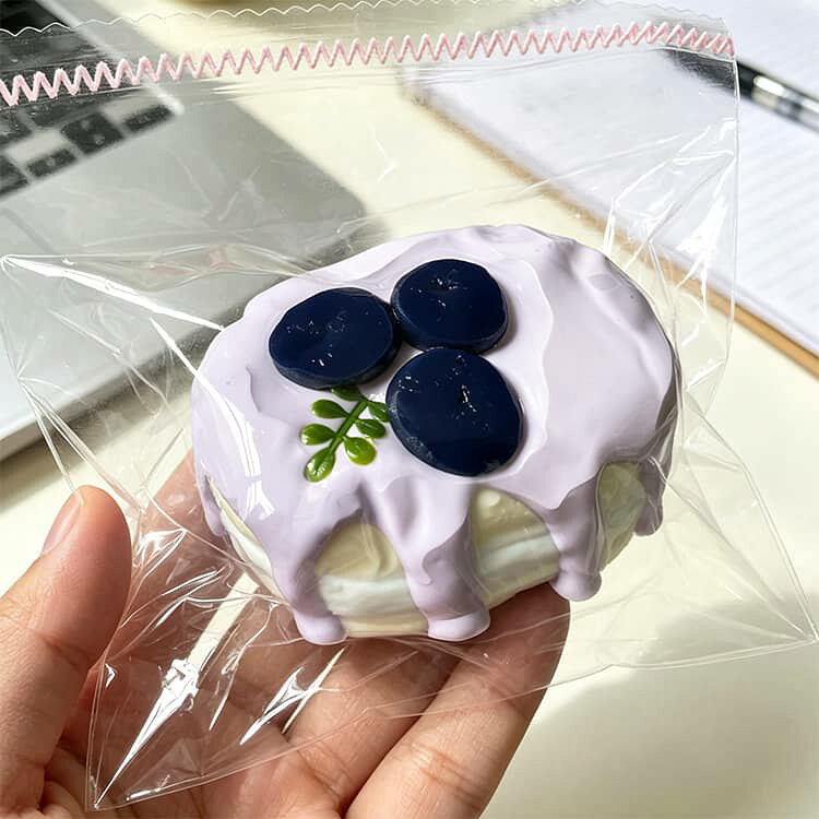 SNSで話題 おもちゃ ぷにぷに おもちゃ スクイーズおもちゃ 水感 ストレス解消 SNSで話題 ケーキ 低反発 大人 ストレス発散 触感いい 握って 子供 スクイーズ 大サイズ 中サイズ 大人気 ふわふわ 食べ物スクイーズ 誕生日 プレゼント theskeletonworks-10010236 THE SKELETON WORKS サンプル画像3