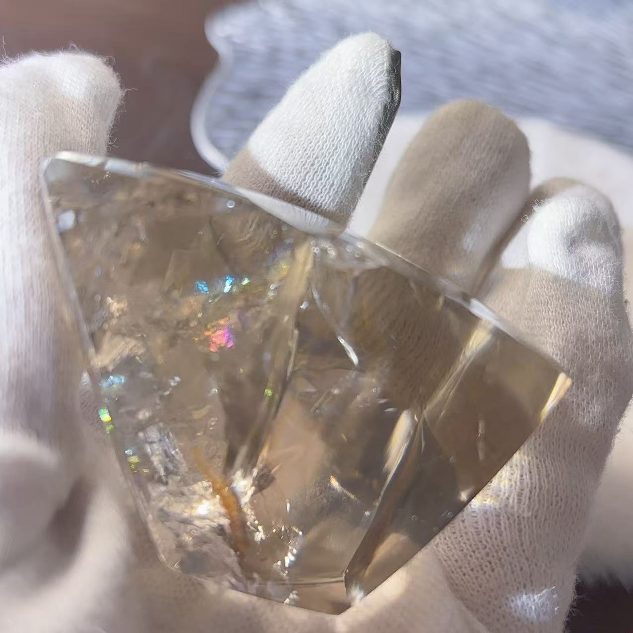 Rakuten - 天然石 ヒマラヤ水晶 握り石 置物 ライト スモーキー クォーツ 透明感 本水晶 レインボー No.245