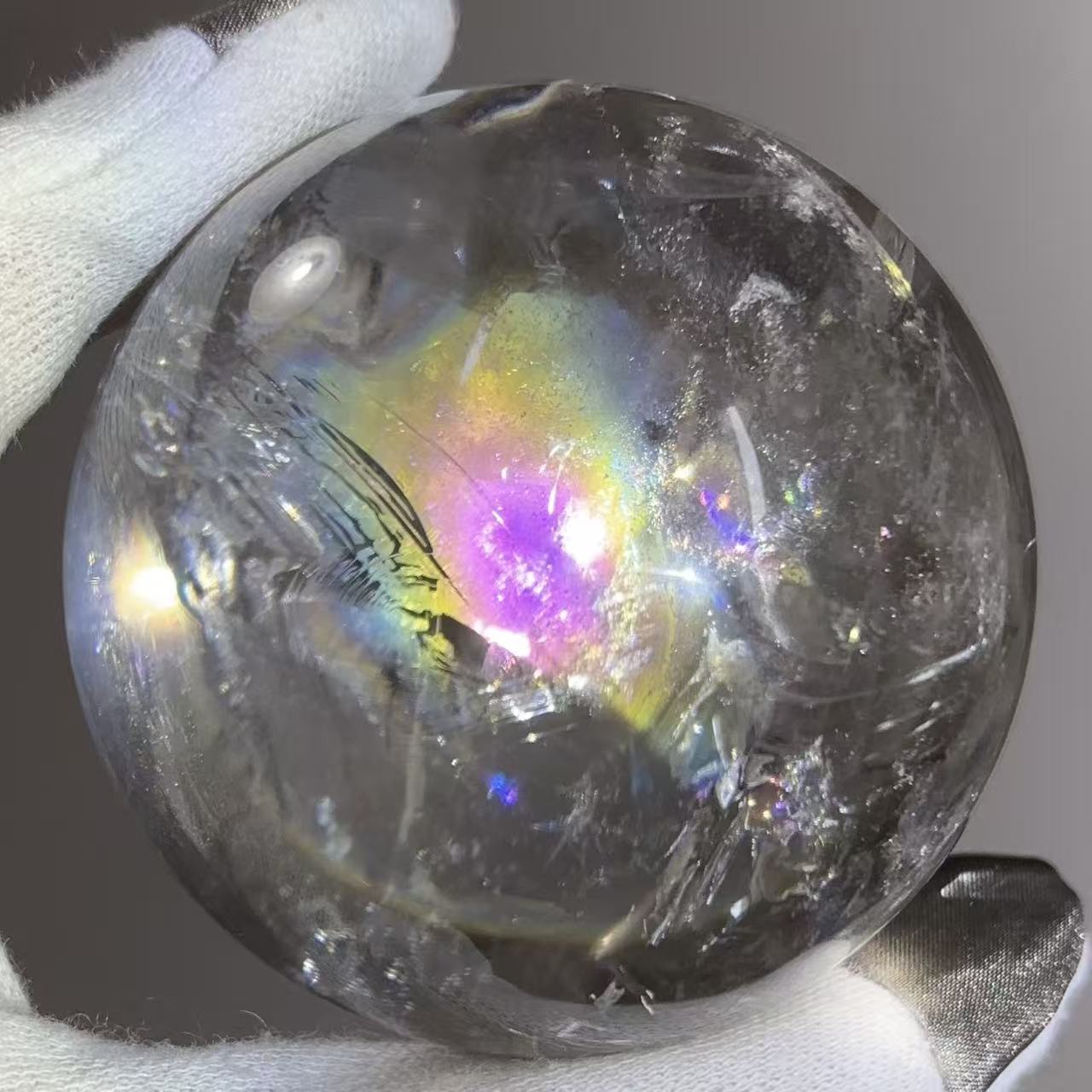 高透明 天然石 高品質 クリアクォーツ スフィア 62.8mm 本水晶 虹水晶 レインボー a628