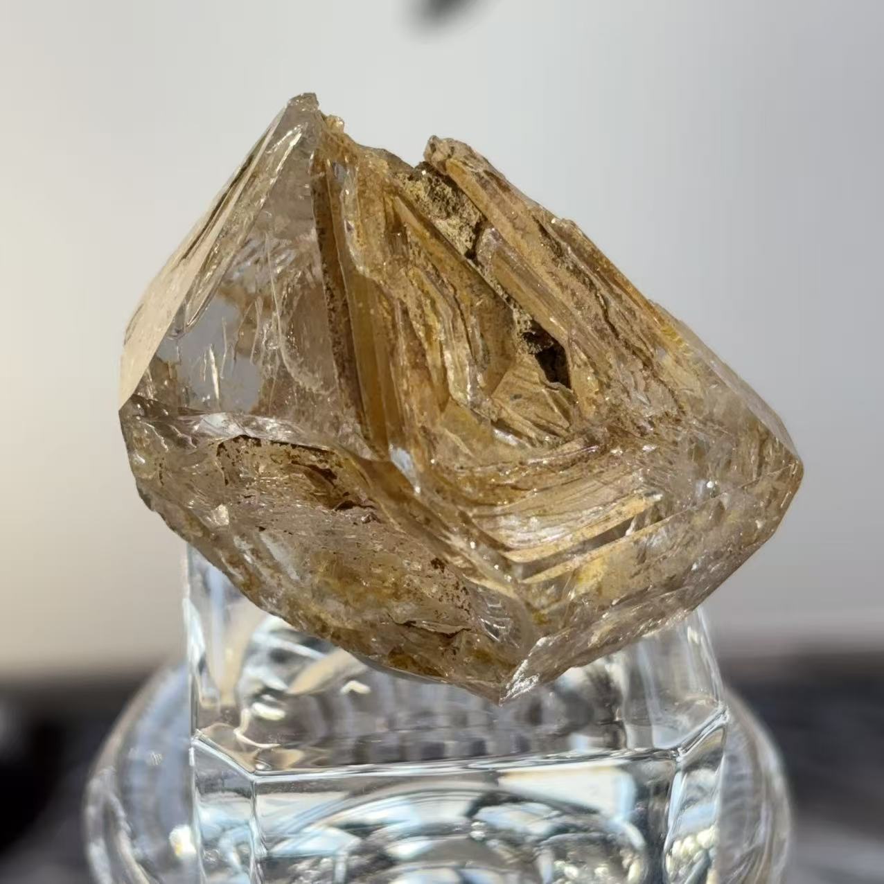 パキスタン産 泥付き ウィンドウ クォーツ エレスチャルクォーツ 骸骨水晶 ヒマラヤ 原石 No31