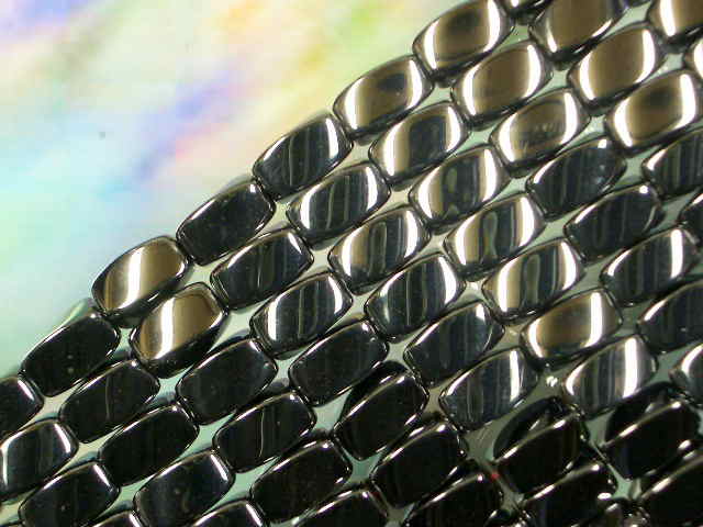 天然石ビーズヘマタイト磁気入りツイスト スクエア 4×7mm・1連40cm 56個前後