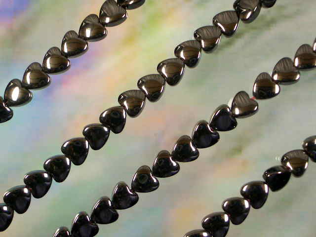 天然石ビーズヘマタイト磁気入りハート 4×4×2mm・半連20cm 54個前後個