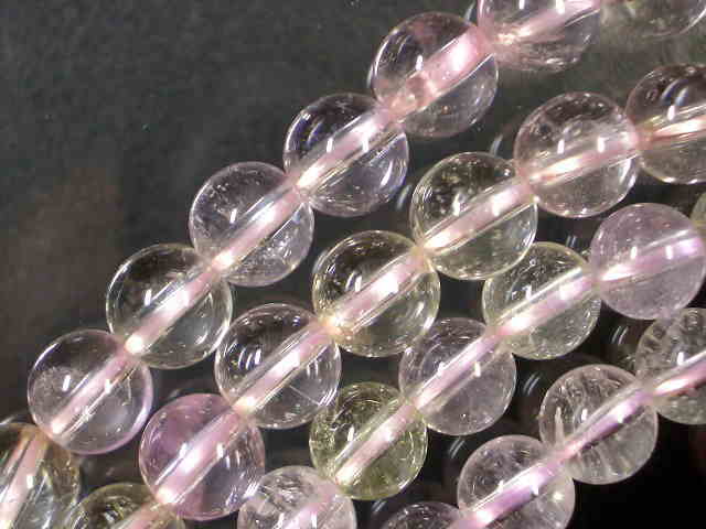 天然石ビーズクンツァイト丸玉8mm・3個