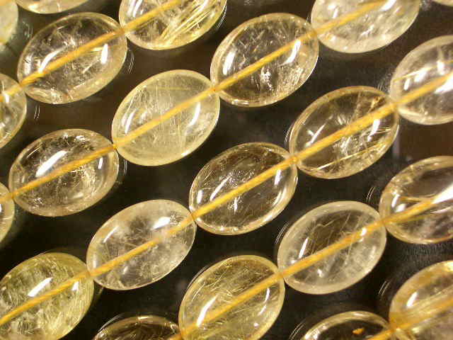 天然石ビーズ金針ルチルクオーツオーバル18×13×7mm・1連約40cm 41個前後