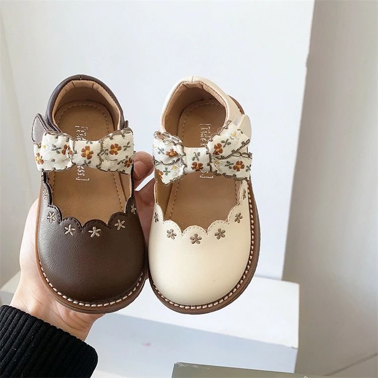 【P2倍!4510円→実質4420円 11/27 01:59まで】子供靴 女の子 フォーマル靴 キッズ靴 春夏秋冬 ピアノ 発表会 結婚式 通学 通園 入学式 ...