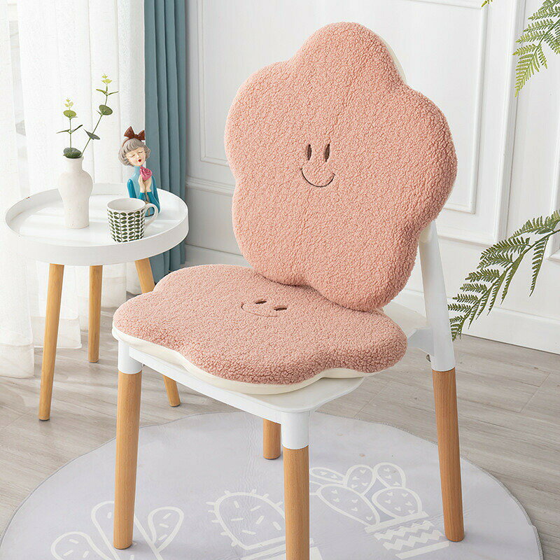 【8%OFFで2492円! 7/11まで】 座布団 クッション もこもこ チェアクッション フロアクッション シートクッション ダイニング 可愛い 花型 インテリア 結婚祝い 読書用 ソファ おしゃれ [2]