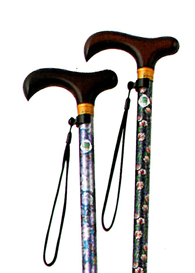 ■商品サイズ：長さ／66-88.5cm ■重さ：約270g ■材質：支柱／アルミニウム 手元グリップ／木製(かえで) ■先ゴム：内径16mm落着きのある柄の花柄伸縮杖 落着きと懐かしさをあわせもつ花柄ステッキ 最小66cmからの対応。背の小さめの方にも