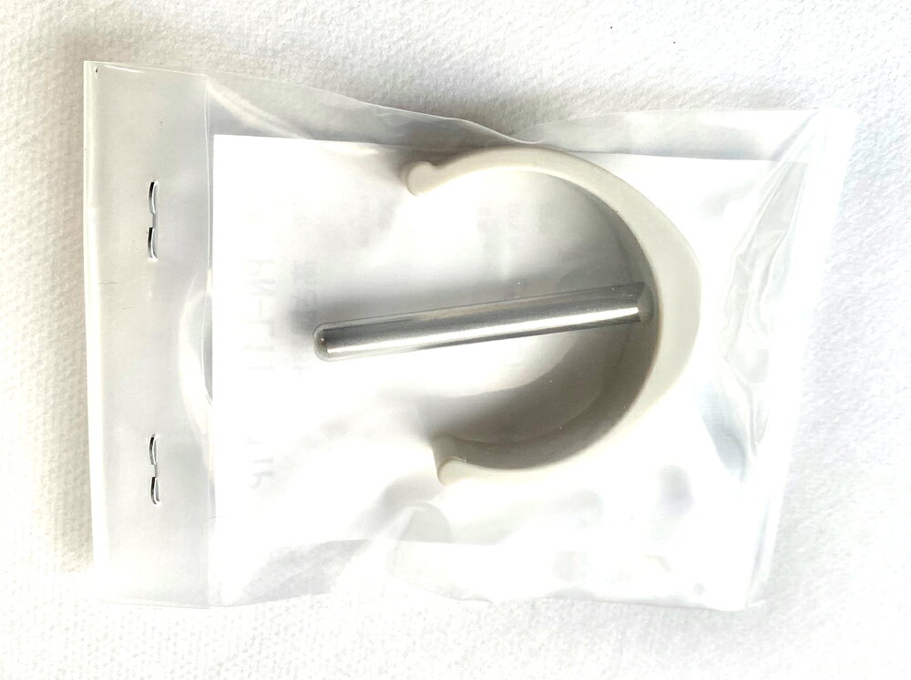 はめ込みピン　1個 パナソニックエイジ―フリー　ユクリア用適応浴槽台: パナソニックエイジ―フリー ユクリア浴槽台 ソフトコンパクト・軽量コンパクト・ソフトレギュラー 軽量レギュラー 各種適応 浴槽台ユクリアAir　には使用できません 受注発注商品の為、納品まで10日前後かかる場合があります。　