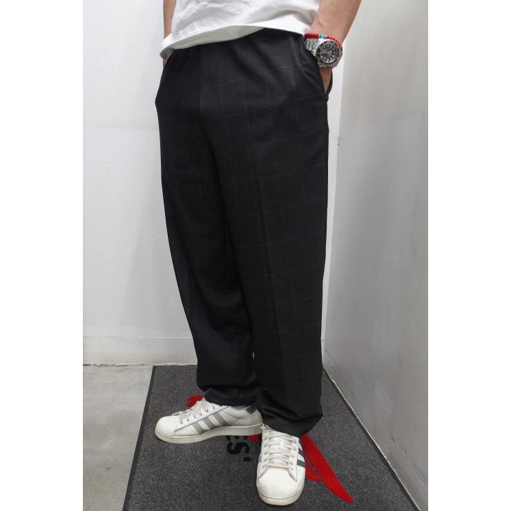 乐天商城 - 【2023秋冬 新作】Soglia(ソリア)[Center Press Serge Pants/Gray Stripe]soglia ソリア センタープレス サージ パンツ イージーパンツ 日本製