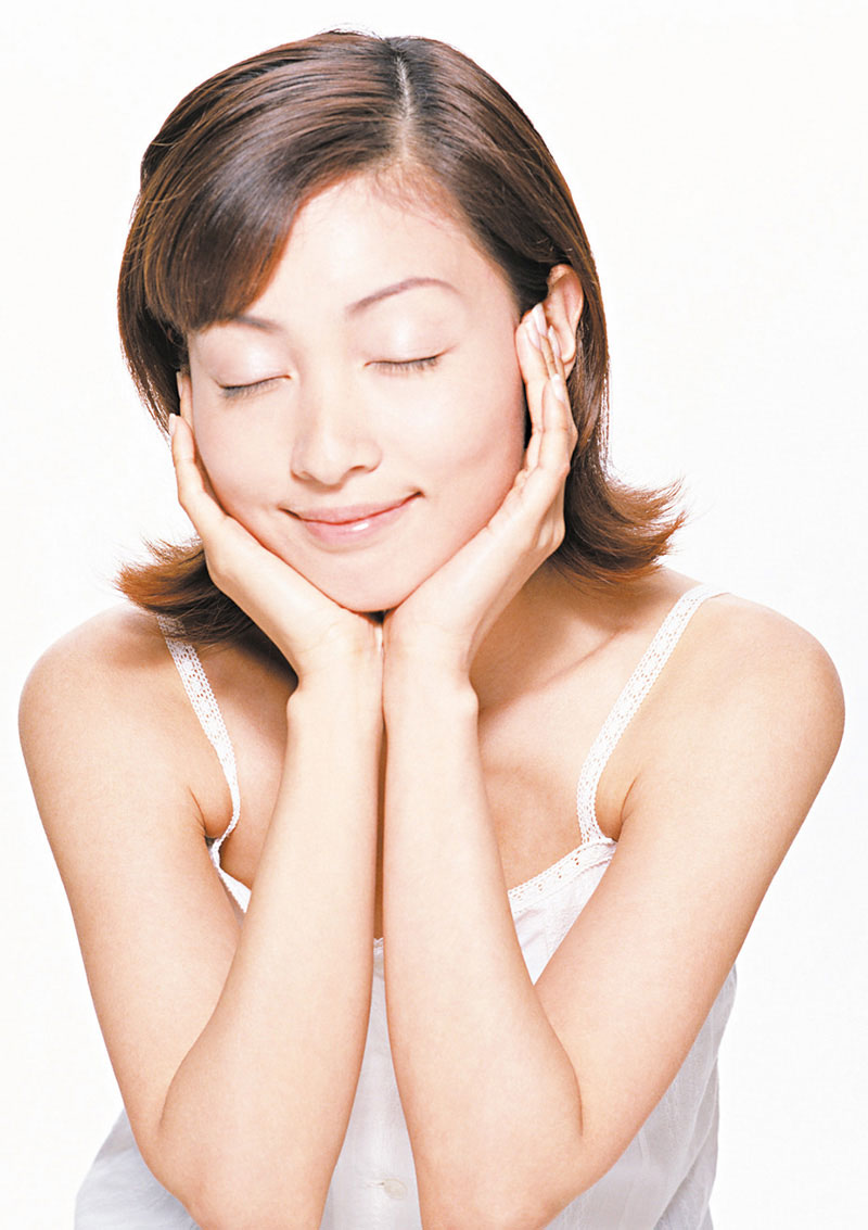 【肌のサビを防ぐ！しっとり潤う美容液乳液】美容乳液 高保湿 エイジングケア 40代 50代 60代 うるおい 保湿 もっちり ふっくら肌へ 年齢肌 毛穴ケア コラーゲン ヒアルロン酸 日本製 / モイスチャーミルク 120ml three-peace-10011081 スリーピースECショップ サンプル画像3