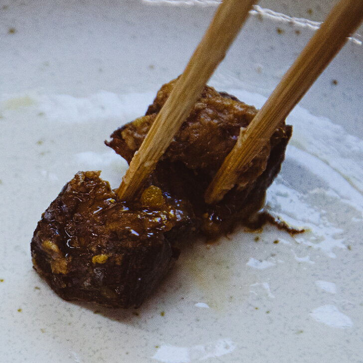 小豆島 共栄食糧 オリーブ夢豚の黒酢煮