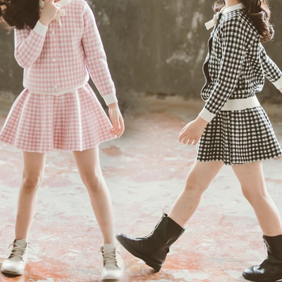 子供服 セットアップ 女の子 長袖 春秋 秋着 上下セット 韓国子供服 キッズ ジュニア 子供セーター 折り襟 ニットセーター スカート 膝丈 可愛い おしゃれ...