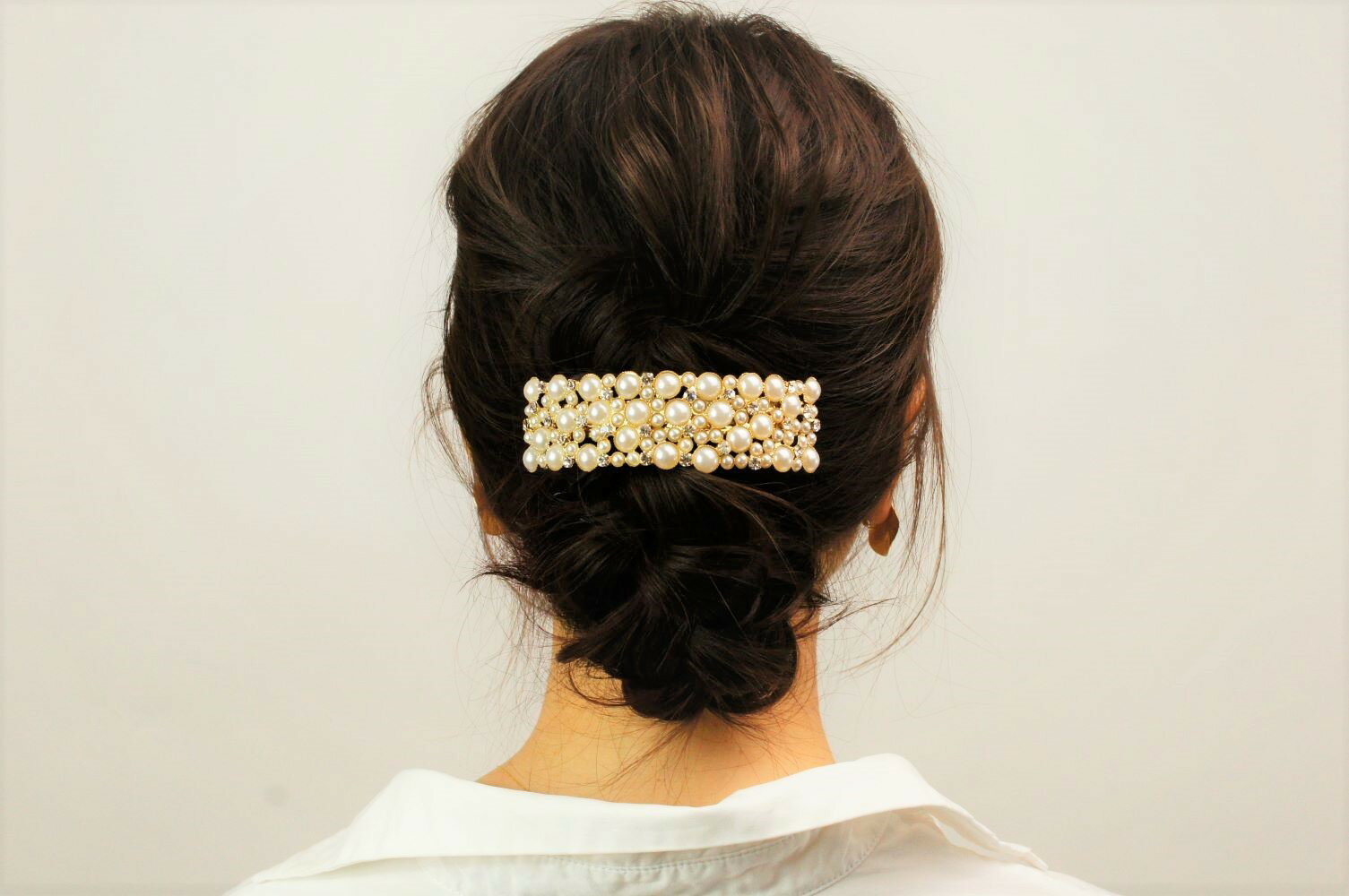 ビジューとパールスクエアバレッタヘアアクセサリー ヘアアレンジ まとめ髪バレッタ ビジュー パール スクエアバレッタ上品 エレガント フォーマル パーティ 二次会結婚式 入学式 入園式 卒業式 卒園式 大人 2