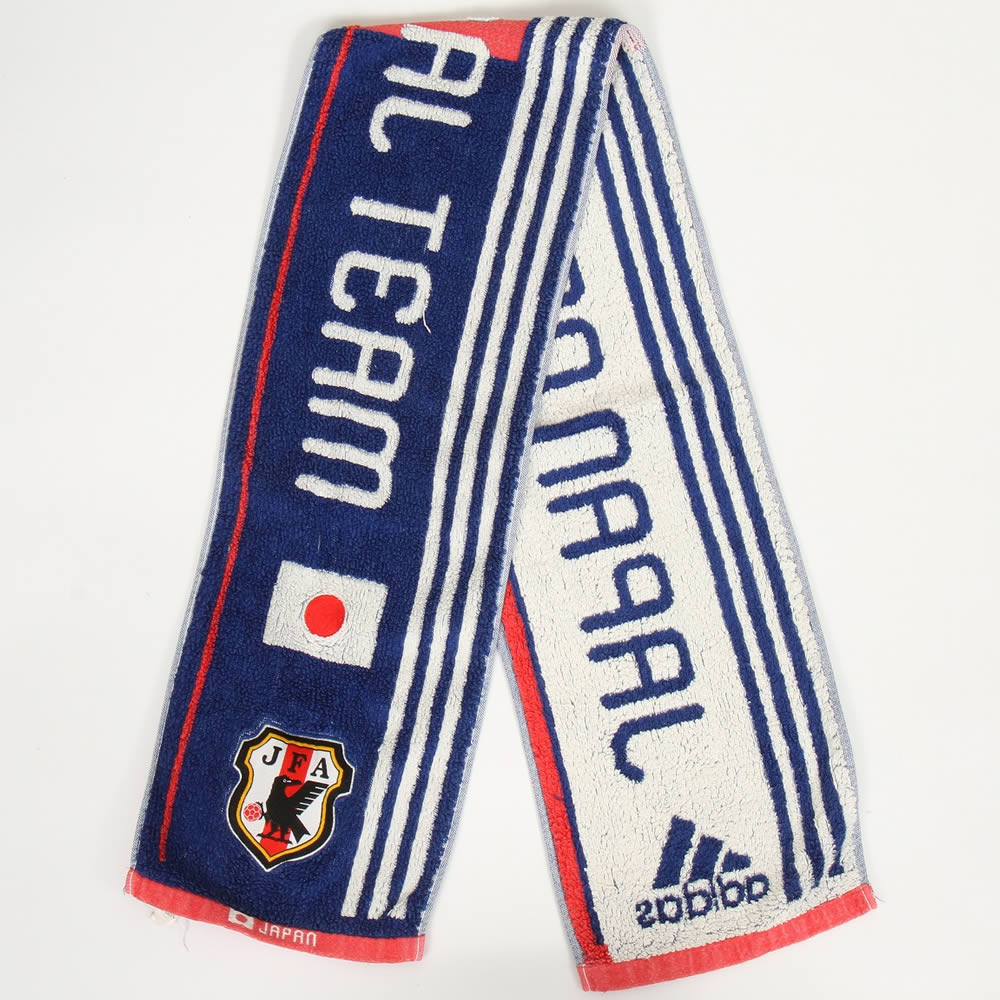 adidas Japan USED SOCCER JAPAN TEAM TOWEL JFA アディダス ジャパン ホーム 日本代表ユニフォーム用 ユーズド タオル 汗拭き ホーム アンド アウェー ゲーム 応援グッズ がんばれニッポン 日本サッカー協会