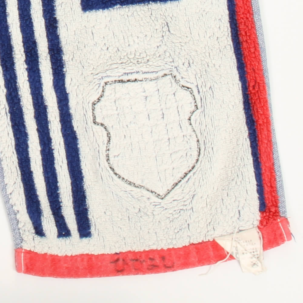 adidas Japan USED SOCCER JAPAN TEAM TOWEL JFA アディダス ジャパン ホーム 日本代表ユニフォーム用 ユーズド タオル 汗拭き ホーム アンド アウェー ゲーム 応援グッズ がんばれニッポン 日本サッカー協会