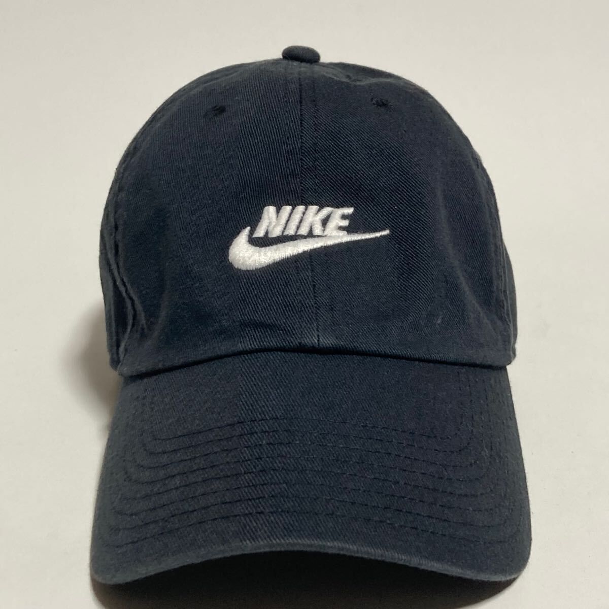 【中古】 NIKE ☆ ナイキ ブラック コットン キャップ メンズ ユニセックス 56cm 通年 スポーツ ストリート アウトドア タウンユース 古着■LIBC38