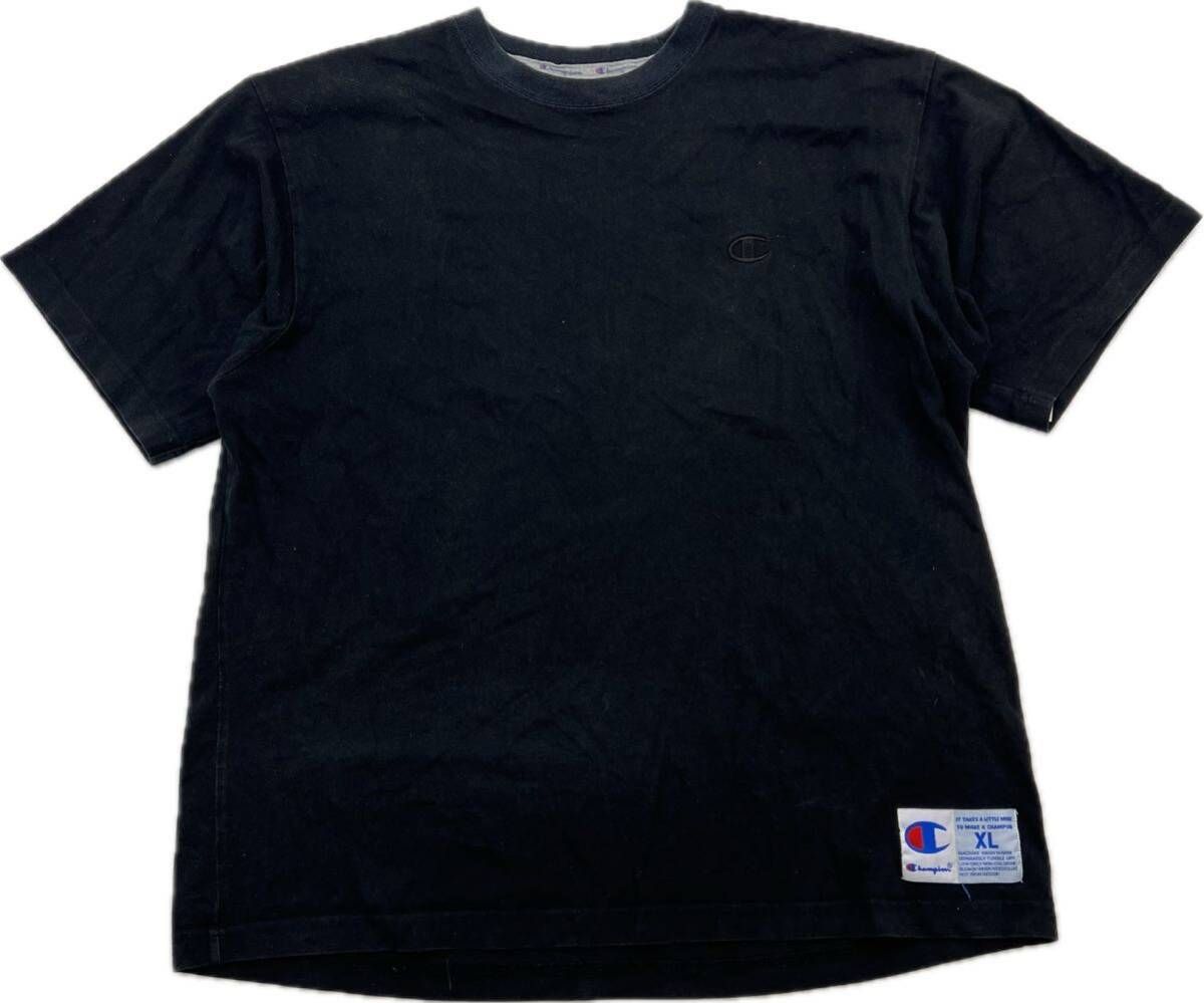 Rakuten - 【中古】Champion ☆ 刺繍ロゴ◎ 裾タグ◎ Tシャツ 半袖 ブラック 黒 XL 春夏 スポーツ アメカジ ストリート 古着 人気 定番 チャンピオン■BK152