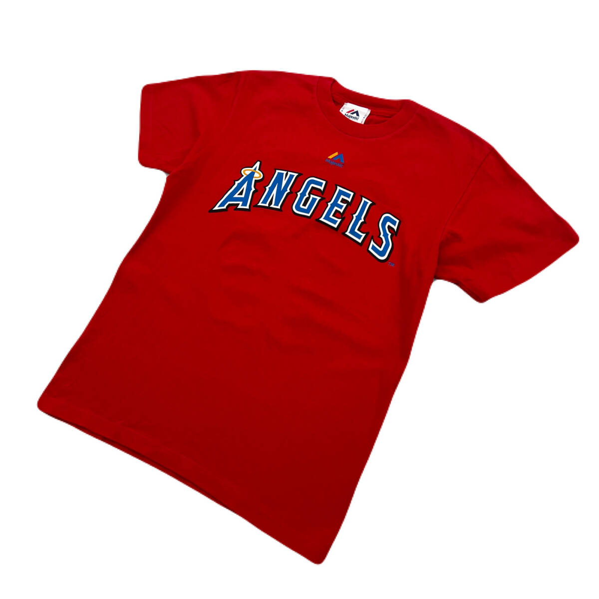 ロサンゼルス エンゼルス 半袖 Tシャツ レッド 大谷翔平 ロゴ 17番 【 ファンの方に♪ 】 LA ANGELS ●FD307 表記：S 実寸： 着丈62cm 身幅47cm 肩幅43cm 袖丈18cm ※平置きでの実寸です。 ※必ず実寸をご確認の上ご購入ください。 ※多少の誤差はご了承ください。 ブランド名：マジェスティック 状態ランク：10中 7 【商品状態】 ●古着のため多少の使用感がございます。 中古品としてご理解いただける方のみご購入をお願いいたします。 ☆皆様にとって楽しいショッピングになりますように☆ 【他のアイテムも多数ございます】 ★当店では基本、毎日新着アイテムを出品中です。 ★ショップフォローで新入荷通知されます。