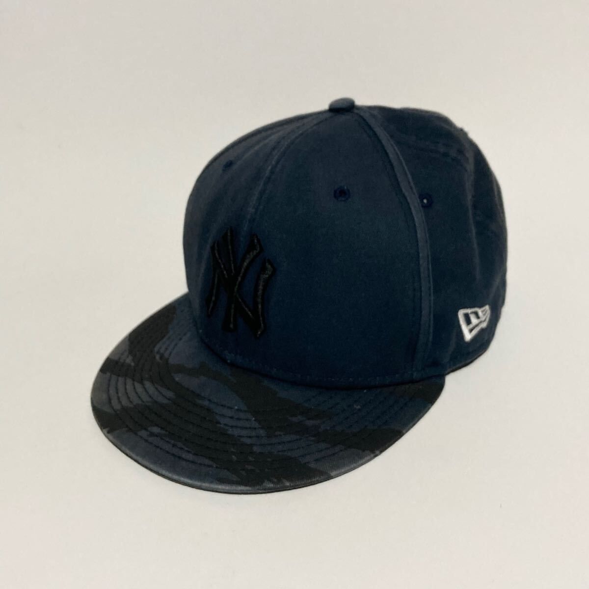 【中古】 NEW ERA ☆ ニューエラ ヤンキース ベースボール キャップ キャップ ネイビー カモフラ 57cm メンズ アメカジ ストリート 古着■LIBC21