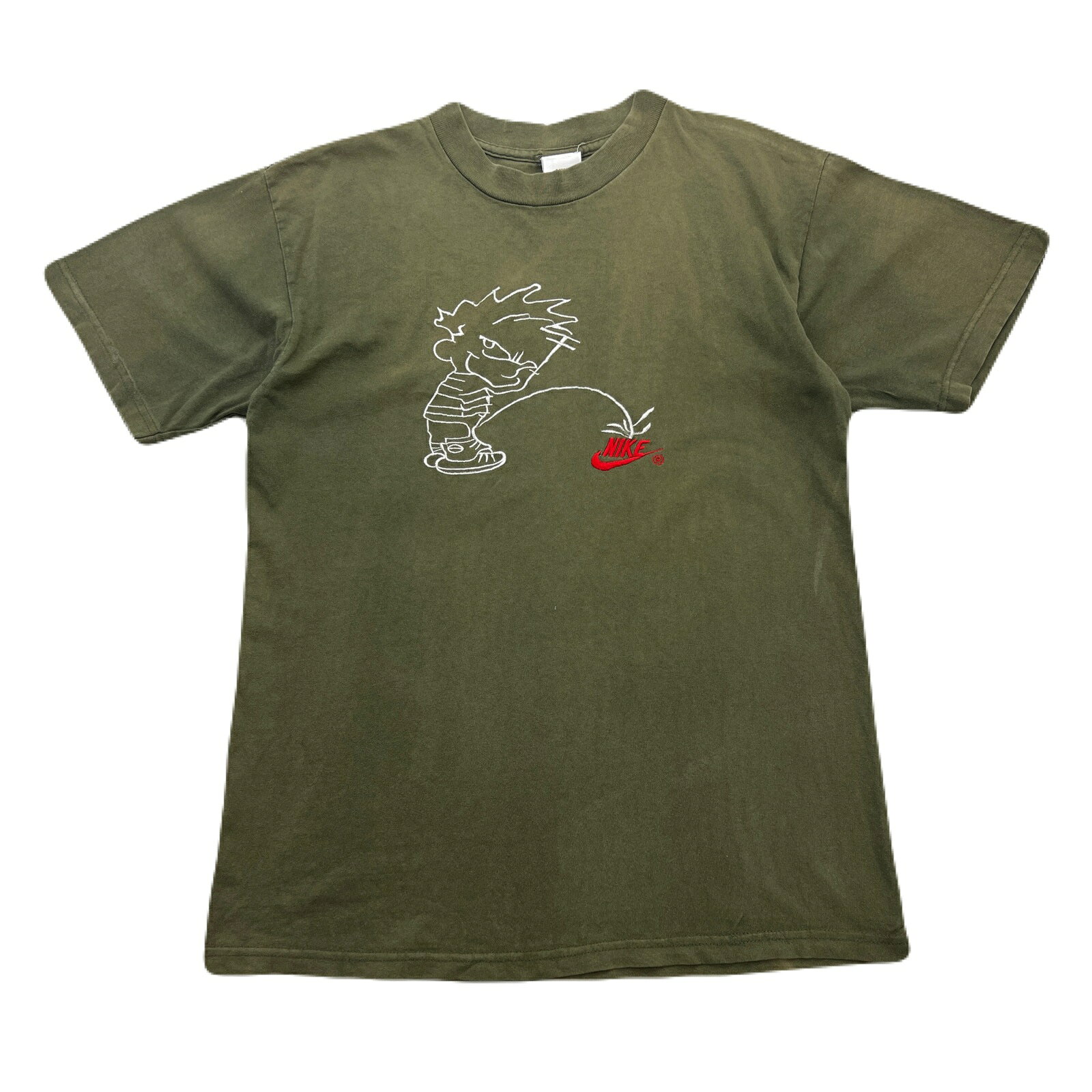 ナイキ NIKE Tシャツ 半袖 メンズ M相当 オリーブ カーキ 90年代 ビンテージ 白タグ カルビンパロディ 刺繍 希少 表記：- 実寸： 着丈66cm 身幅50cm 肩幅47cm 袖丈19cm ※平置きでの実寸です。 ※必ず実寸をご確認の上ご購入ください。 ※多少の誤差はご了承ください。 ブランド名：Nike 状態ランク：10中 6 状態：背面の裾付近に大きな色抜け・変色ダメージあり。 中古品としてご理解いただける方のみご購入をお願いいたします。 ☆皆様にとって楽しいショッピングになりますように☆ 【他のアイテムも多数ございます】 ★当店では基本、毎日新着アイテムを出品中です。 ★ショップフォローで新入荷通知されます