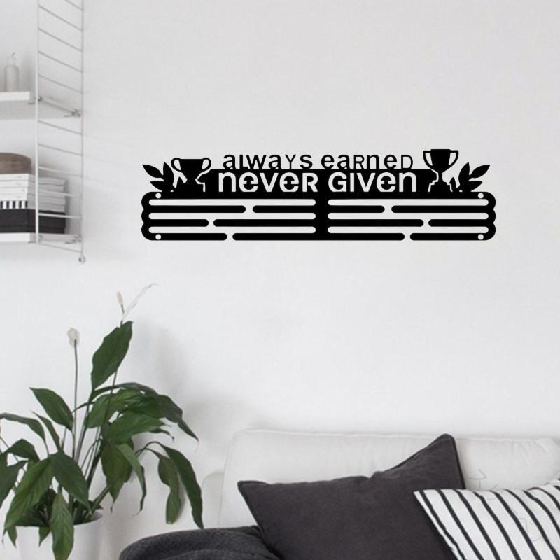 メダルディスプレイハンガー ランナーレース用ランニングアイアン製メダル吊り下げフレームラック 収納..