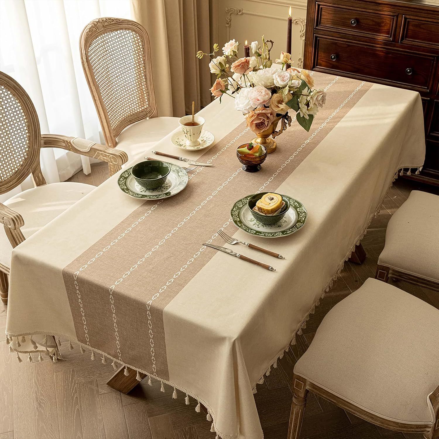 テーブルクロス 撥水 北欧風 長方形 無地 防水 防油 汚れ防止 おしゃれ 厚手 高級感 フリンジ付き 滑り..