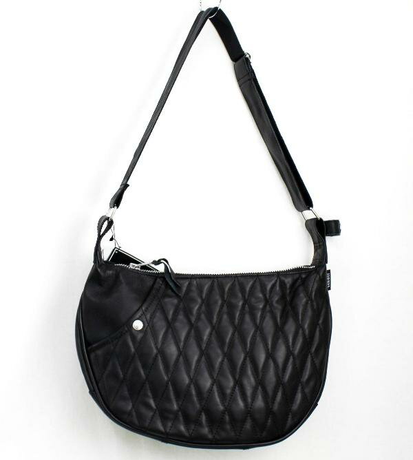 正規取扱店 SCHOTT(ショット) PADDED BANANA BAG（パッデッド バナナ バッグ） BLACK ブラック