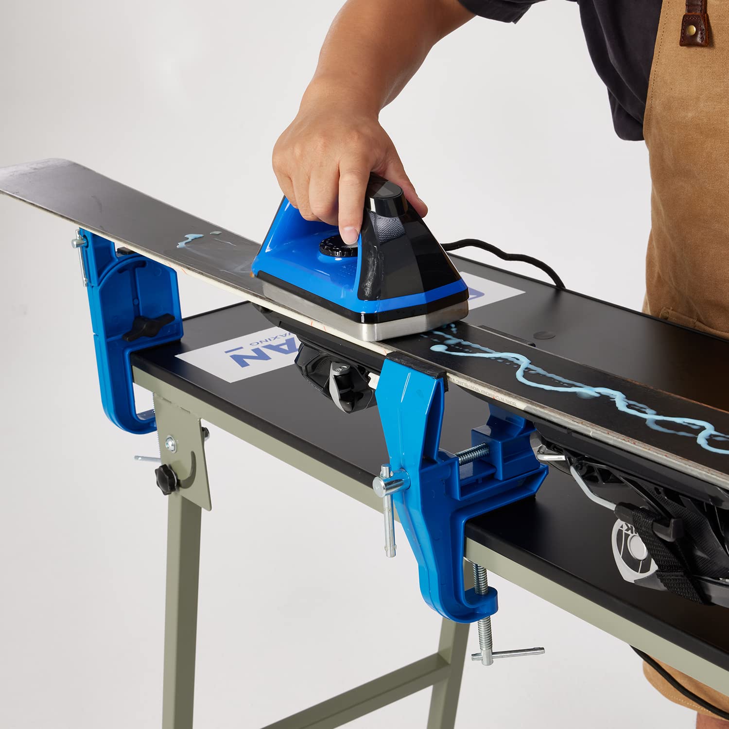 RA: XCMAN Ski Vise ����°�ι⻳�������Х��� ��ĴΧ�ȥ�å����������Ѥ���졢���٤ȹ⤵��Ĵ���Ǥ������פǰ��ꤷ�Ƥ��ޤ�.